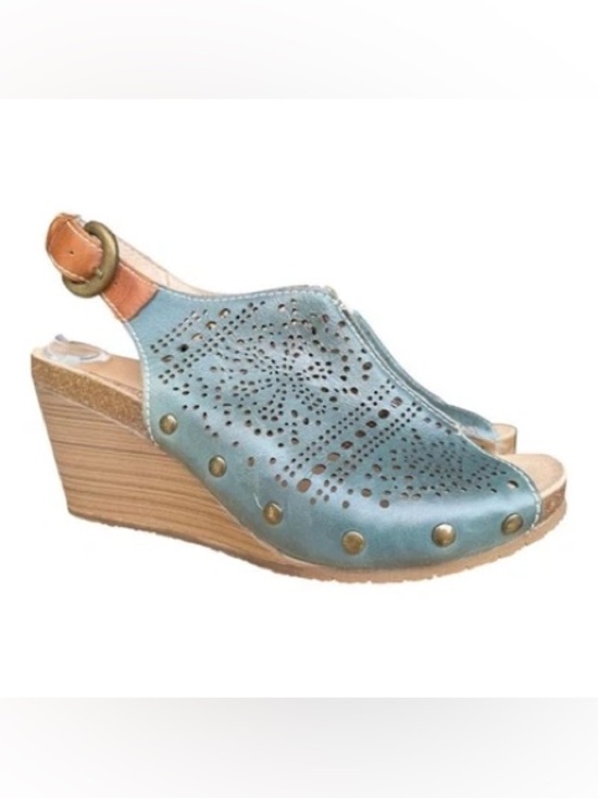 PIKOLINOS Shoes - PIKOLINOS Benissa Green Leather Wedge Sandal with Tan Accent